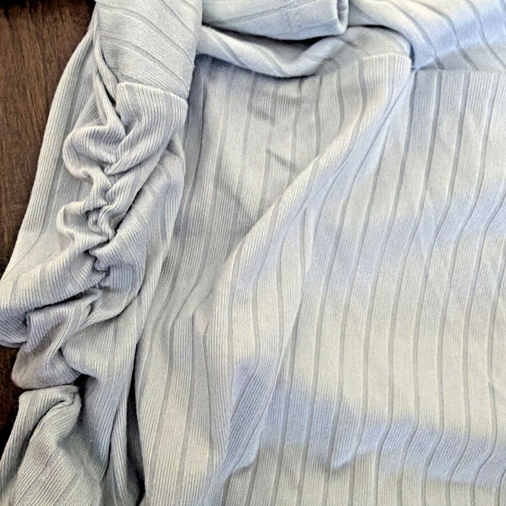 GUESS Women's Long Sleeves sweetheart-neck surplice Ribbed Top Baby Blue XL - Picture 8 of 9